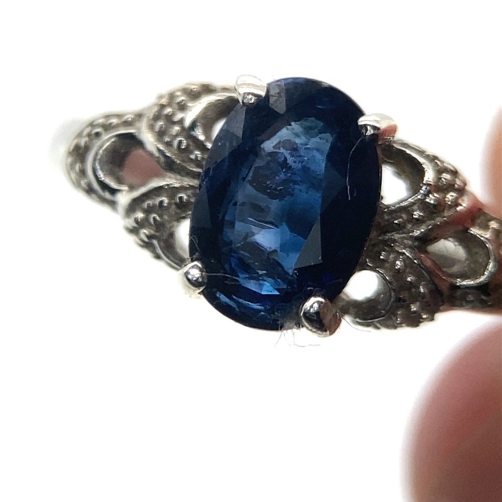 Blue Sapphire 1.05ct Platinum Finish Solid 925 Sterling Silver Ring